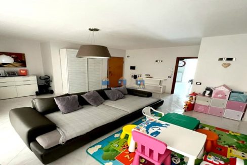 ad-maiora-immobiliare-quadrivani-con-posto-auto-zona-via-traetta
