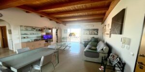 ad-maiora-immobiliare-attico-ristrutturato-con-ampio-terrazzo-a-bitetto