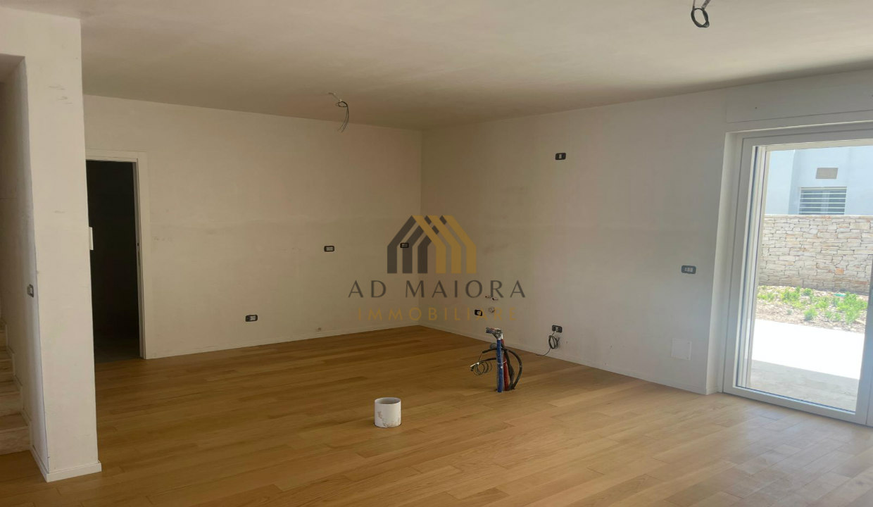 ad_maiora_immobiliare_soluzione_indipendente_su_due_livelli_a_Giovinazzo_7