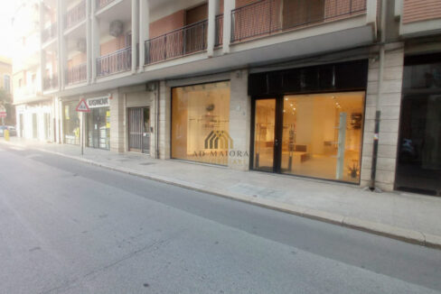 admaioraimmobiliare_localecommercialepienocentro