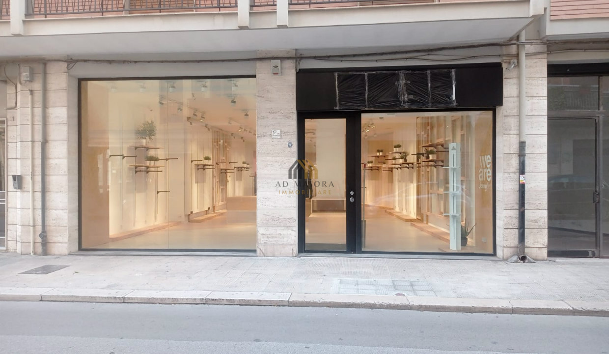 admaioraimmobiliare_localecommercialepienocentro1