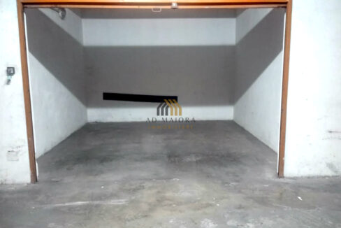 admaioraimmobiliare_boxautozonaportici