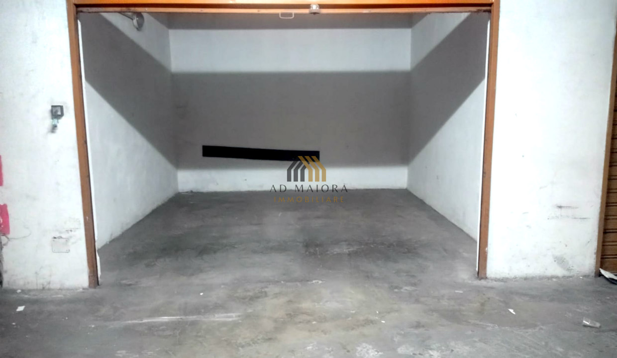 admaioraimmobiliare_boxautozonaportici