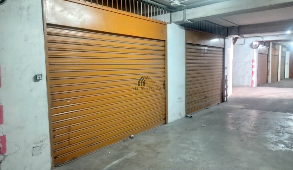 admaioraimmobiliare_boxautozonaportici2