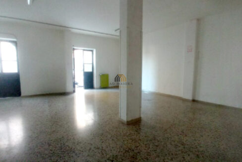 admaioraimmobiliare_localeinaffittozonaviatraetta1