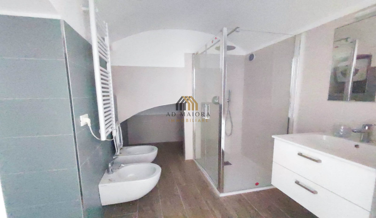 admaioraimmobiliare_localeusostudio