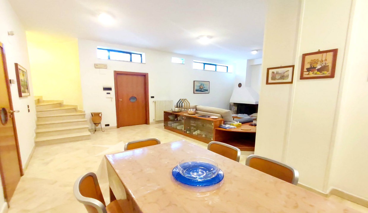 admaioraimmobiliare_villazonacontessa1