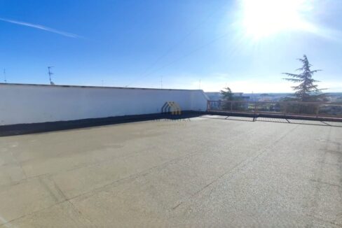 admaioraimmobiliare_trivaniconlastricoviatraetta1